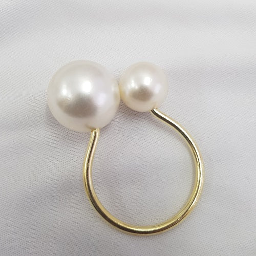 Pearl_Duet_4 Napkin Rings - Pearl Duet - Image 1