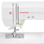 Singer 9960 - Quantum Stylist Electronic Sewing Machine - Domestic - Image 4